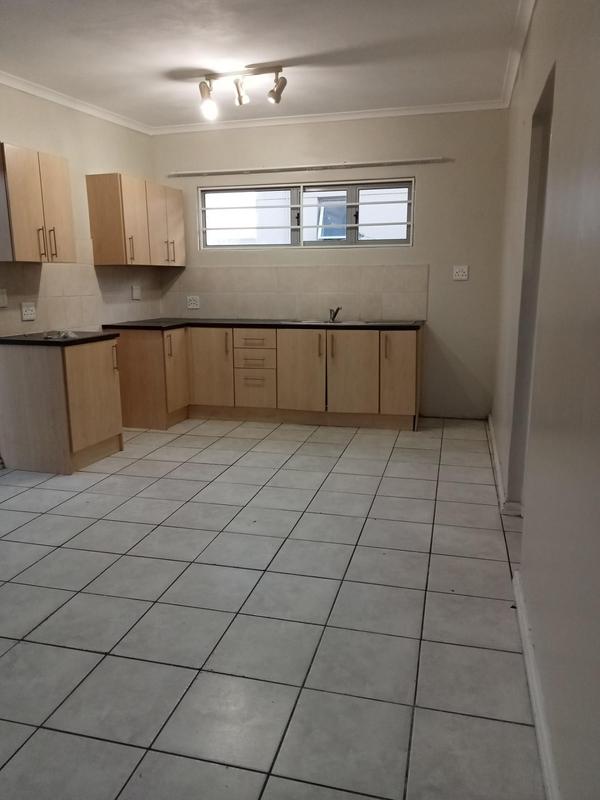 To Let 1 Bedroom Property for Rent in Brooklyn Western Cape